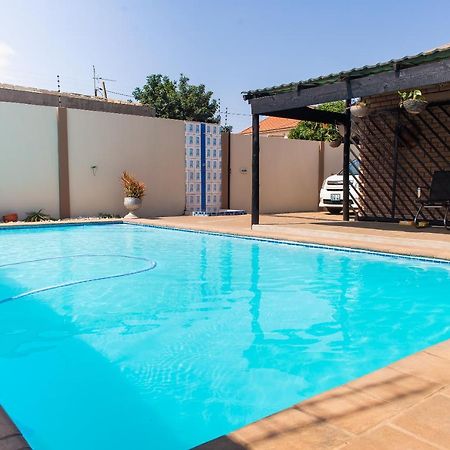 Casa Da Noleen Matola Luaran gambar