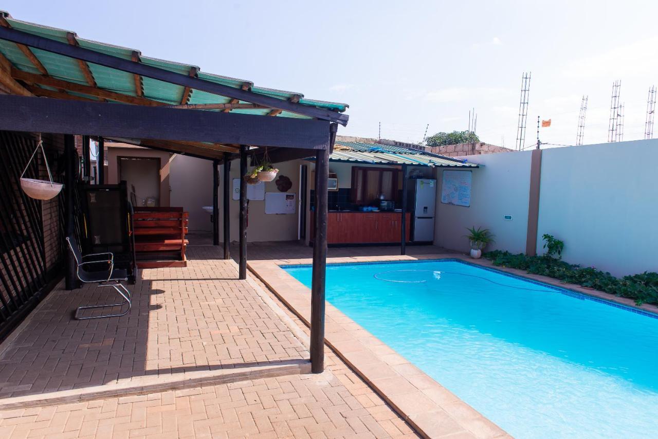 Casa Da Noleen Matola Luaran gambar